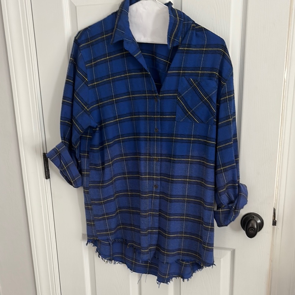 Blue Plaid Button-Up Shirt